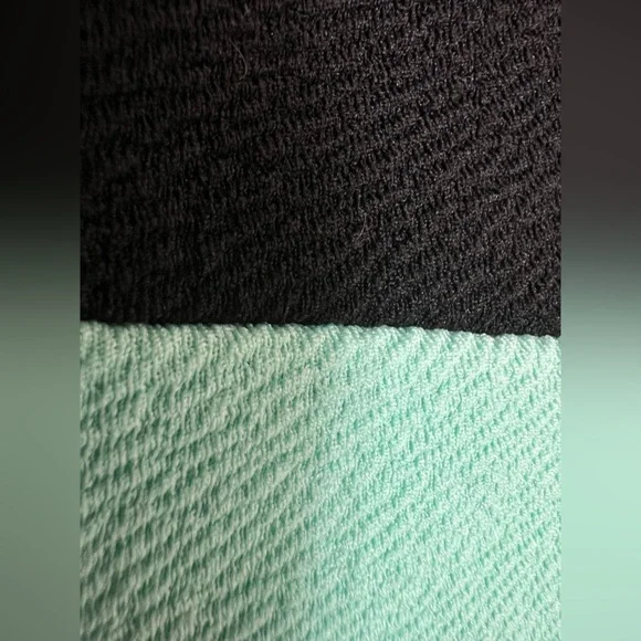 LulaRoe Cassie - Picture 2 of 4